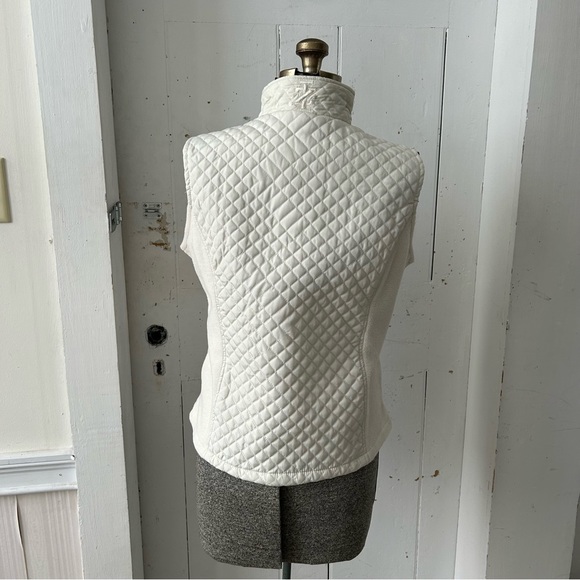 Izod Quilted & Fleece Cream Vest - Picture 6 of 15